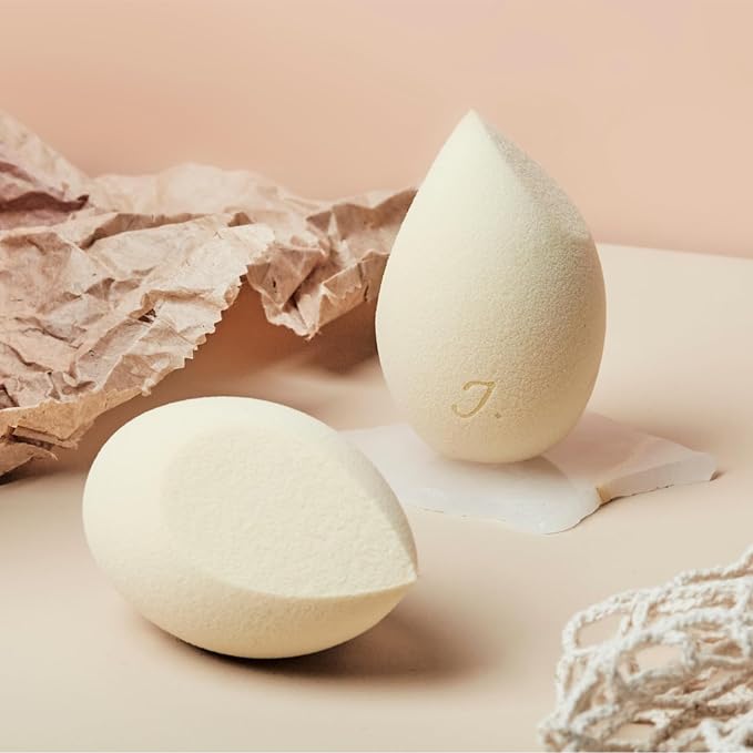 JUNO & Co. Microfiber Makeup Sponge, Dual Layer Technology for Full Coverage Flawless Makeup Blender for Foundation, Powder and Cream (Cloud)
