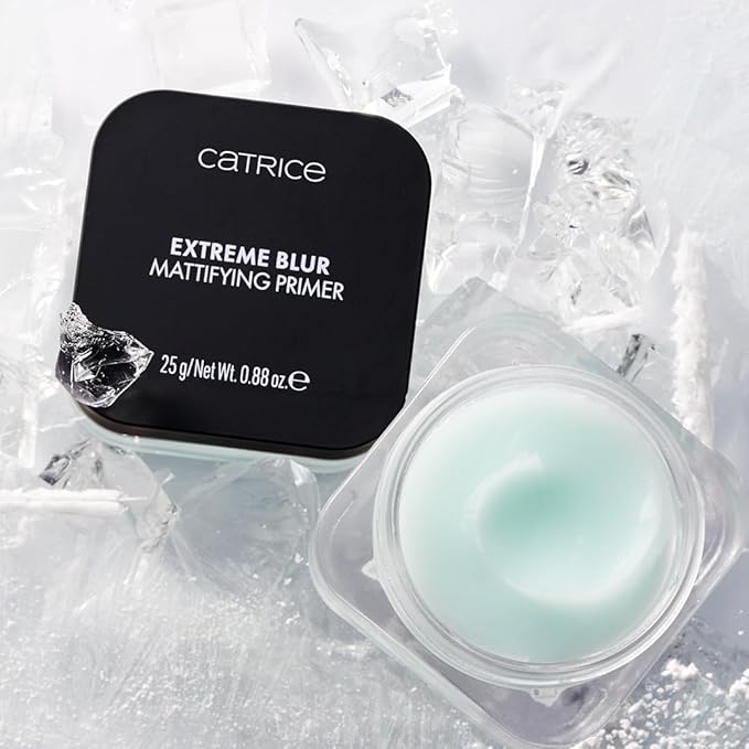 Catrice Extreme Blur Mattifying Primer | Instant Blur & Shine Control with Hyaluronic Acid & Squalane | Vegan & Cruelty Free