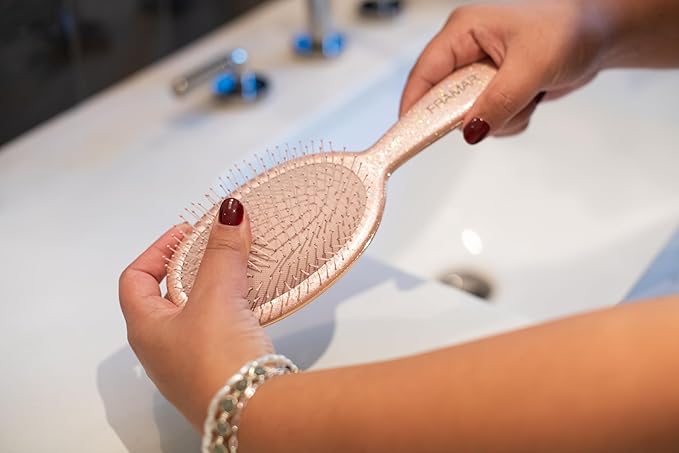 FRAMAR Glitter Hair Brush Detangler, Detangling Hairbrush For Women, Wet Hair Brush For Girls, Hair Detangler Brush, Wet Hairbrush, Hairbrushes, Girls Hairbrush Detangler, Reduces Frizz – Rosé