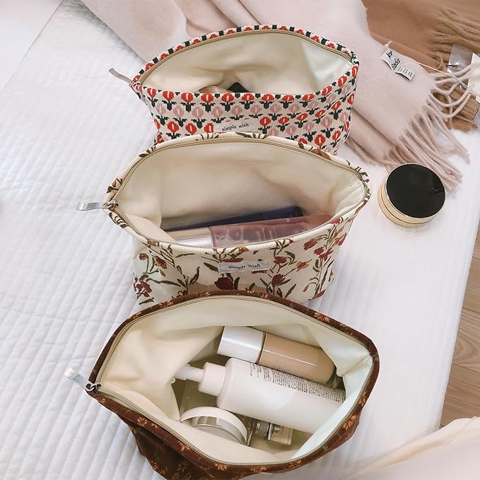 Wudygirl Cute Makeup Bag for Women - Travel Cosmetic Bag with Zipper Makeup Pouch Floral Make up Organizer Handbag Aesthetic (Brown Floral)