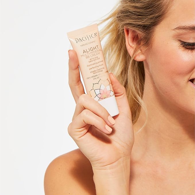 Pacifica Alight Multi-Mineral BB Cream Medium – Hydrating Tinted Moisturizer & Primer, Sheer Natural Foundation Coverage, Vegan & Cruelty-Free, 1 fl oz