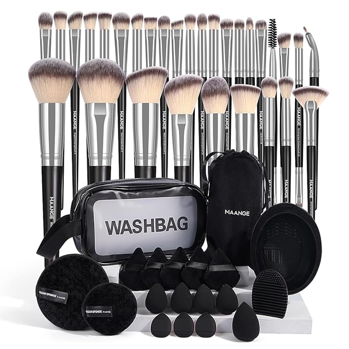 MAANGE 30pcs Professional Makeup Brush Set With Velvet Bag&5pcs Beauty Blender&2pcs Makeup Remover Puff&5pcs Triangle Powder Puff&3pcs Mini Thumb Puff&Toiletry Bag&2pcs Cleaning Mat (Blacksliver)