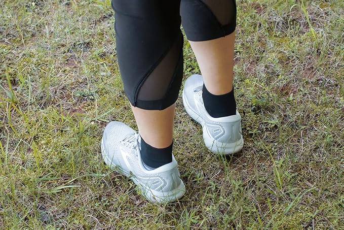 OrthoSleeve Non-binding Wellness Care Socks WC4 improves circulation and helps with sensitive feet, edema, and swelling